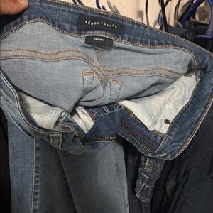 Aeropostale Men’s Skinny Jeans in Light Denim Blue